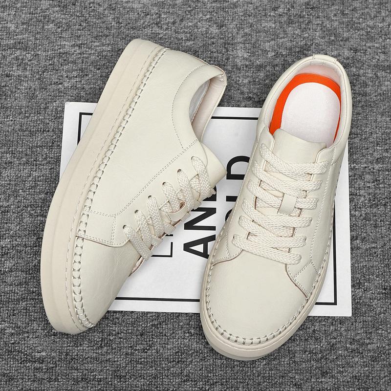 Frühling Neue Schuhe für Herren Echtleder Freizeitschuhe Prägnante Weiße Skateboard-Schuhe Jugend Schnür-Sneaker
