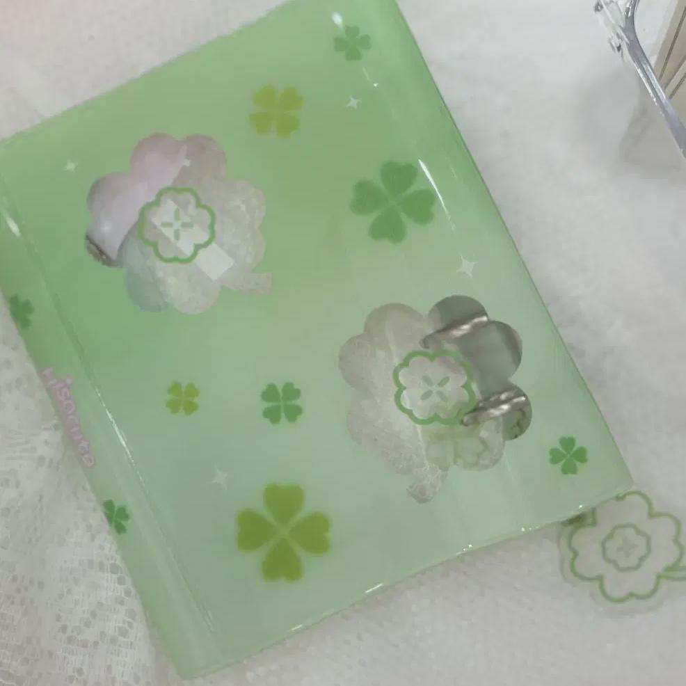 

Four Leaf Clover Photo Card Binder Key Ring Included Sale Foca Call Book