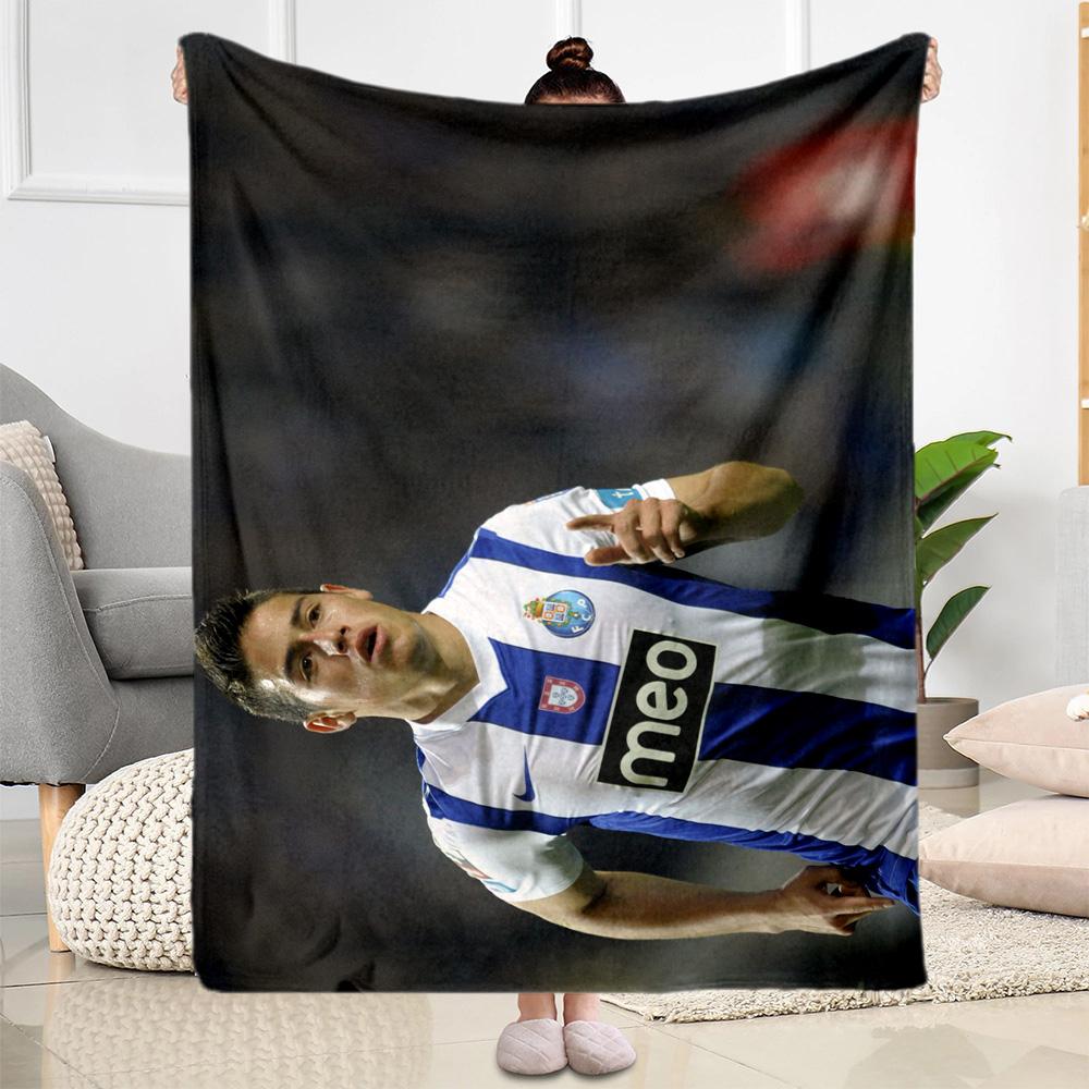 Soccer Player Action Blanket Durable Comfort Perfect for Couch Bedding Livingroom Four Seasons Multipurpose Modern
