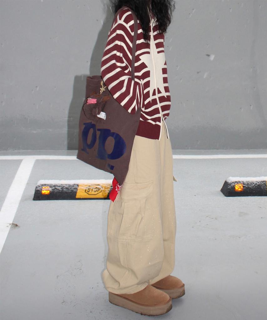 Mubeun Curved Wide Cargo Pants Beige