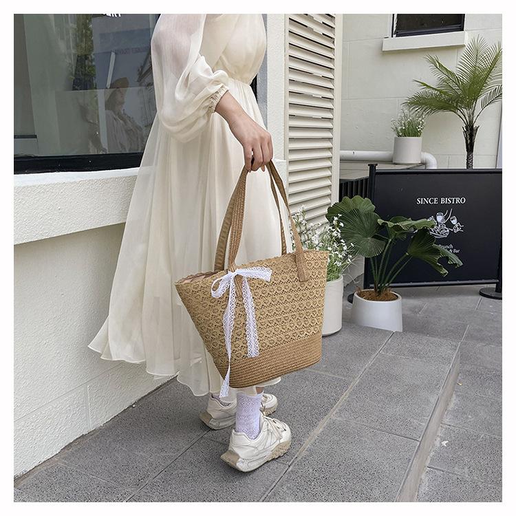 Holiday Straw Bag Lace Woven Bag Large Capacity Tote Bag Women's Spring and Summer New Seaside Shoulder Bag Summer Beach Tote Handbag