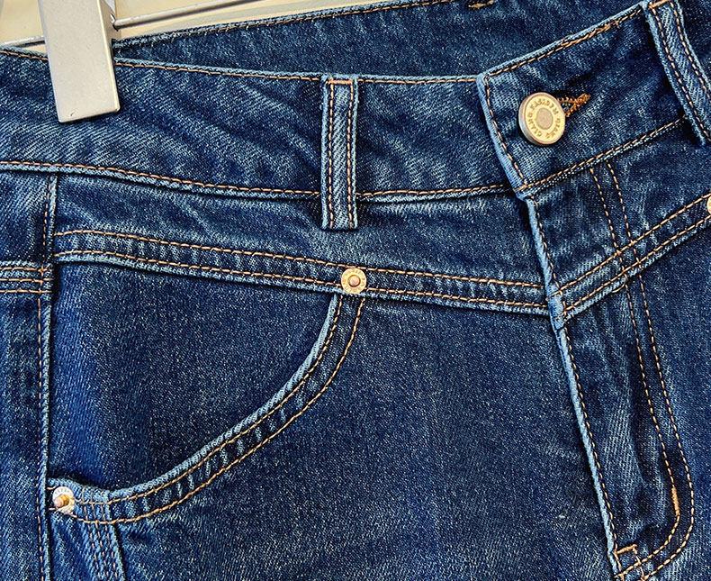 Damen Retro High-Waist Locker geschnittene Plus Samt Jeans, Winter 2026 Denim Weite Hosen.