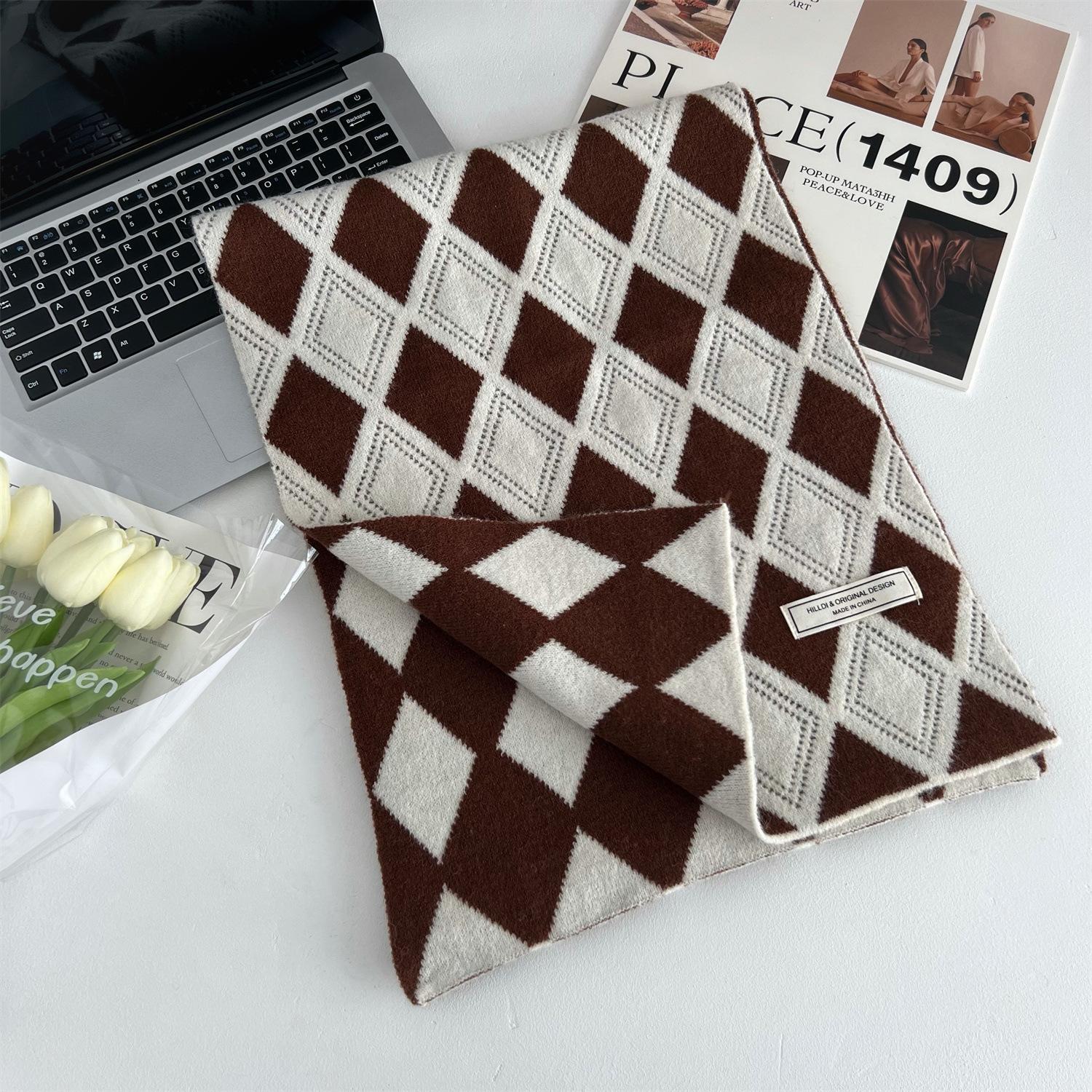 

Korean Style Khaki Hollow Diamond Plaid Scarf for Women Winter Literary Retro Knitted Wool Warm Student Scarf 190*35cm