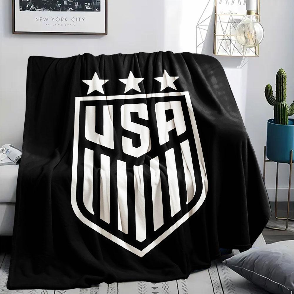 USA Fußball bedeckte Flanelldecke, weicher Überwurf für Schlafzimmer Sofa, waschbar, Fußballfanartikel, tolles Geschenk.