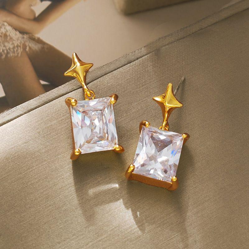 Welfare Fancy Accessible Luxury Spring/Summer New Arrival Earrings Necklace Fashion Elegant Vintage Earrings Trendy Niche Accessories