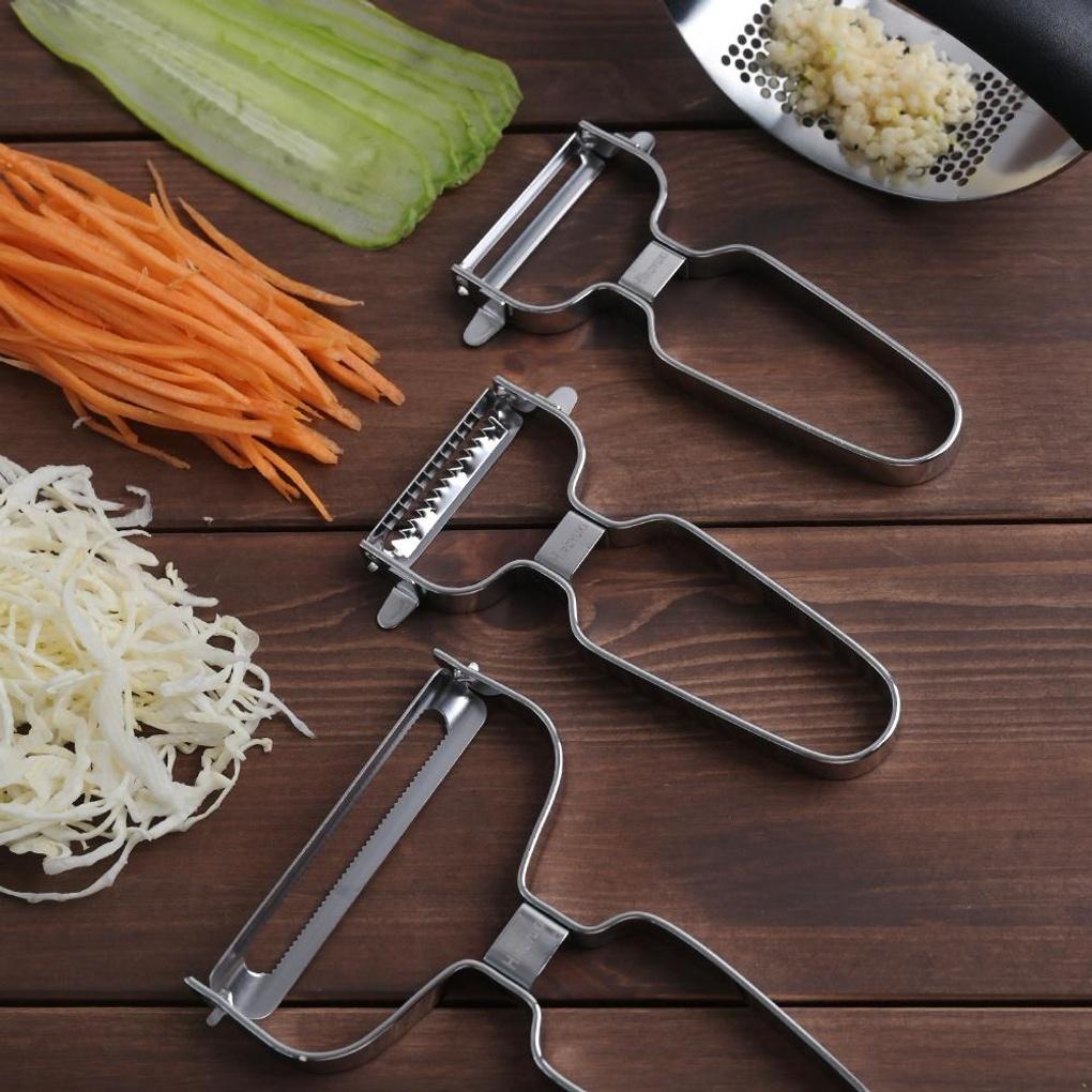 

Hiroyuki Stainless Steel Potato Peeler, Burdock Peeler, Cabbage Peeler, Garlic Chopper 4-Piece Set