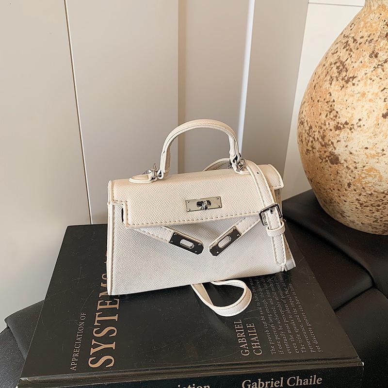 2025 neue Internet-Promi-Tasche Nische Schulter Umhängetasche Premium Koreanische Version tragbare kleine quadratische Tasche klassische Kelly-Tasche