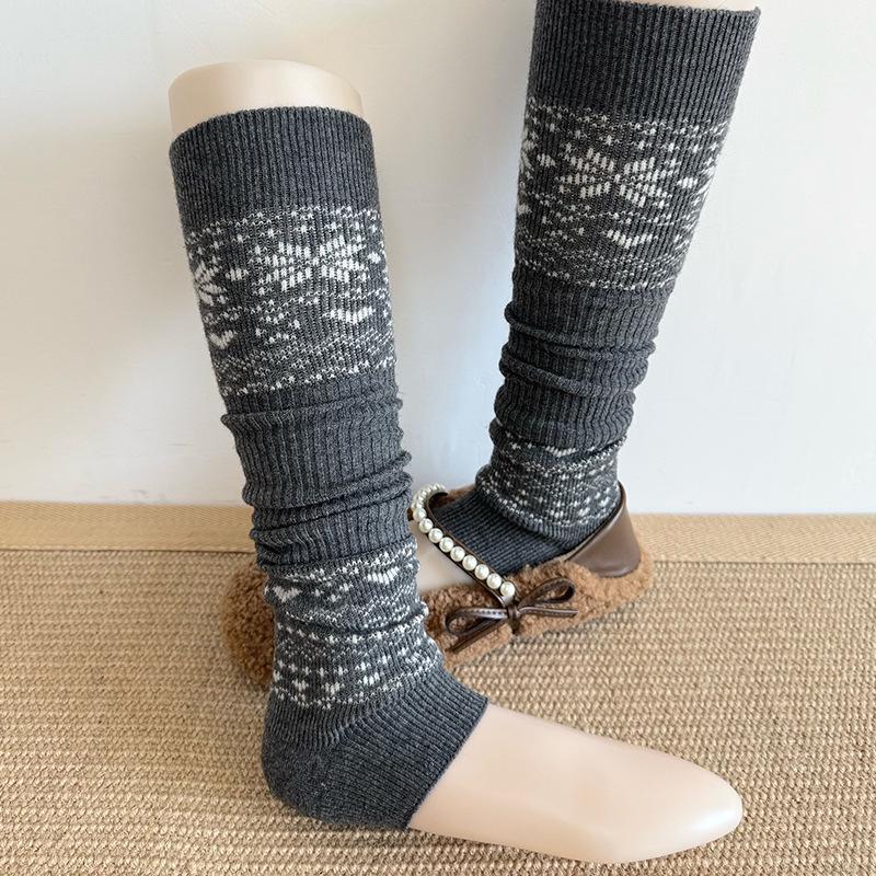 Women's Wool Mid-Calf Socks: Thickened Autumn/Winter Brown Slouch & Gray Stirrup Warmers