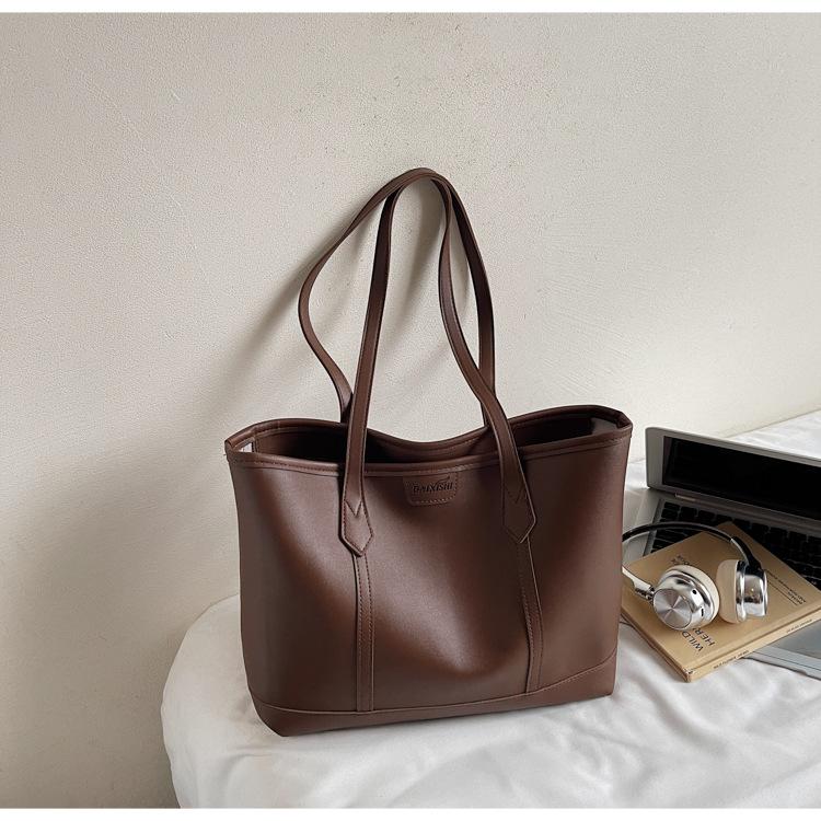 Large-capacity Single-shoulder Bag, Stylish and Fashionable, Ideal for Work and Commuting Tote Bag