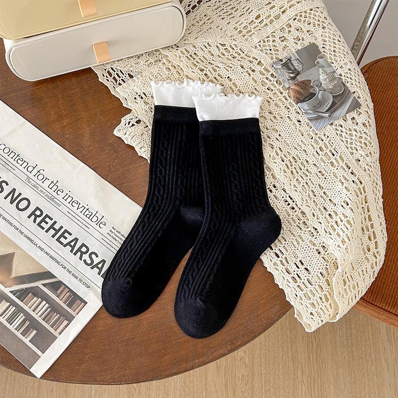 

American Fungus Edge Double Luo Mouth Twist Women S Socks Simple Warm Medium Tube Socks Wind Stacking Socks One size fits all чорний
