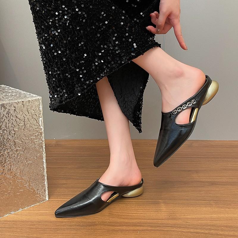 New Style Retro Pointed Toe Metal Chain Semi-slippers Women's Outward Wear Fashion Baotou Shallow Mouth Simple Low-heeled Shoes