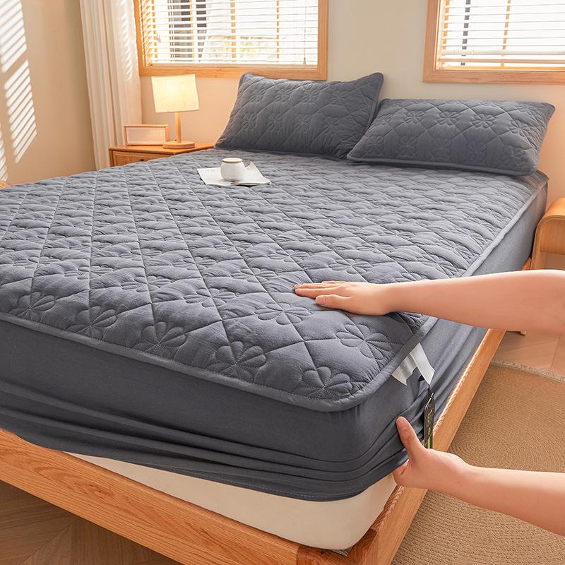 Pure Color Quilted Cotton Yarn-Dyed Bed Sheet & Bedspread Set