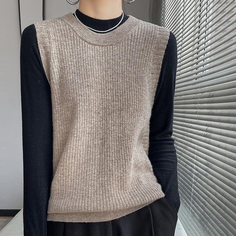 Women's Spring/Autumn Pure Wool Sleeveless Knit Cardigan Vest