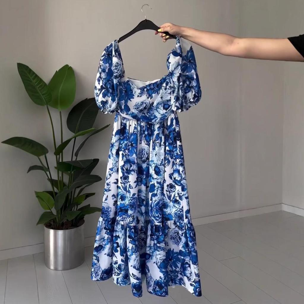 2025 Bohemian Graffiti Puff Sleeve Backless Waist-Cinching French Style Long Dress for Women