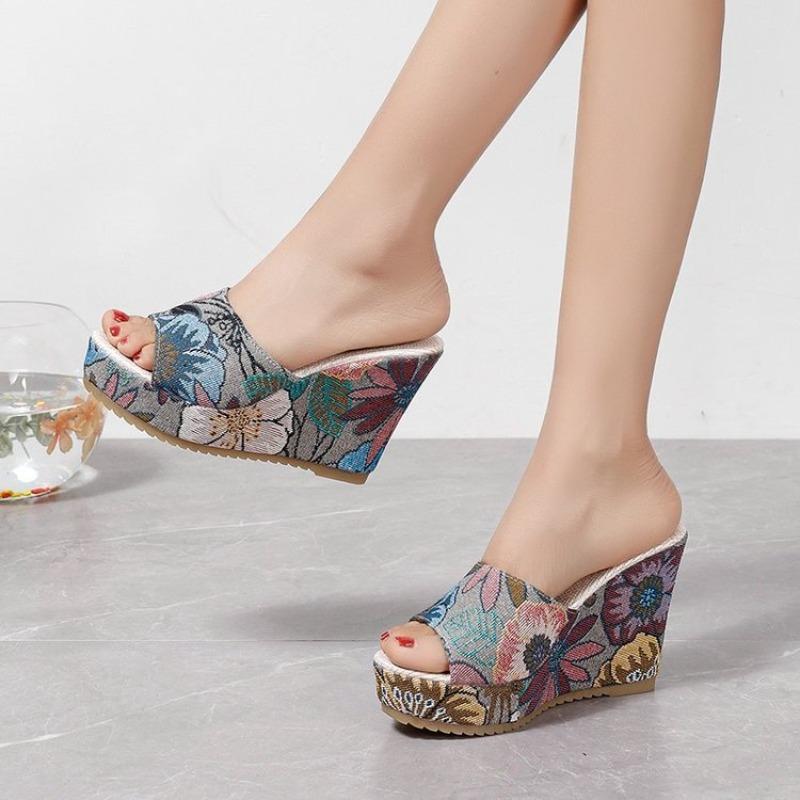Large Size Wedge Slippers Women 20024 Summer Embroidered Slippers Women