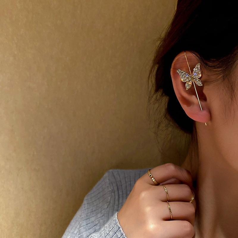 Ankola red oil dripping love earrings new Hong Kong style retro ear buckles autumn and winter earrings autumn and winter