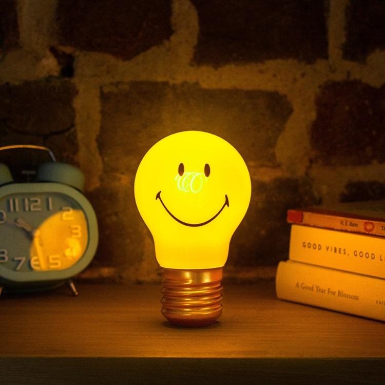 Lampka Z Buźką Smiley