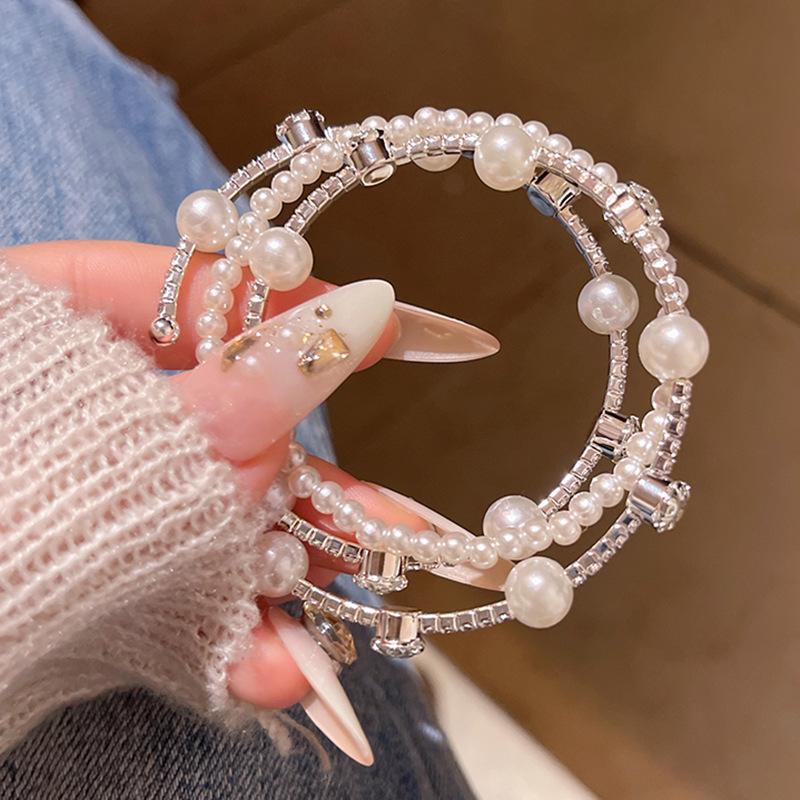 Korean Multi-Layer Pearl Bracelet for Women - Light Luxury Starry Sky Design