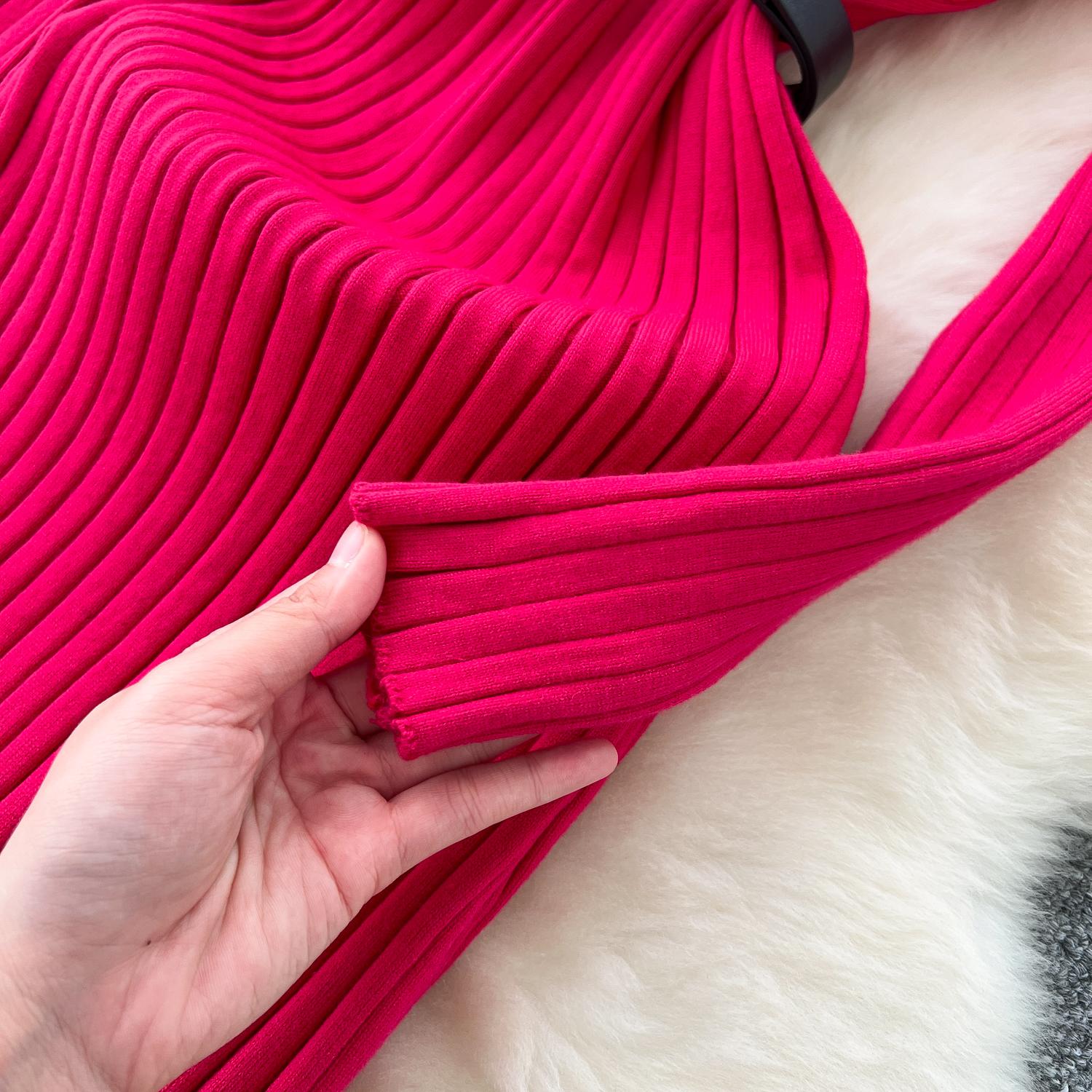 Винтажное базовое платье с V-образным вырезом и длинным рукавом — фото 13