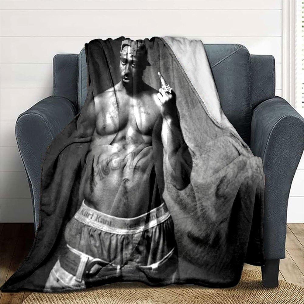 1ks 2Pac Hip Hop Deky Měkká Lehká Pro Všechna Roční Období Víceúčelový Přehoz na Pohovku, Postel, do Kanceláře & na Pikniky, Francouzský Styl s Ikonickým Obalem Alba & Citáty