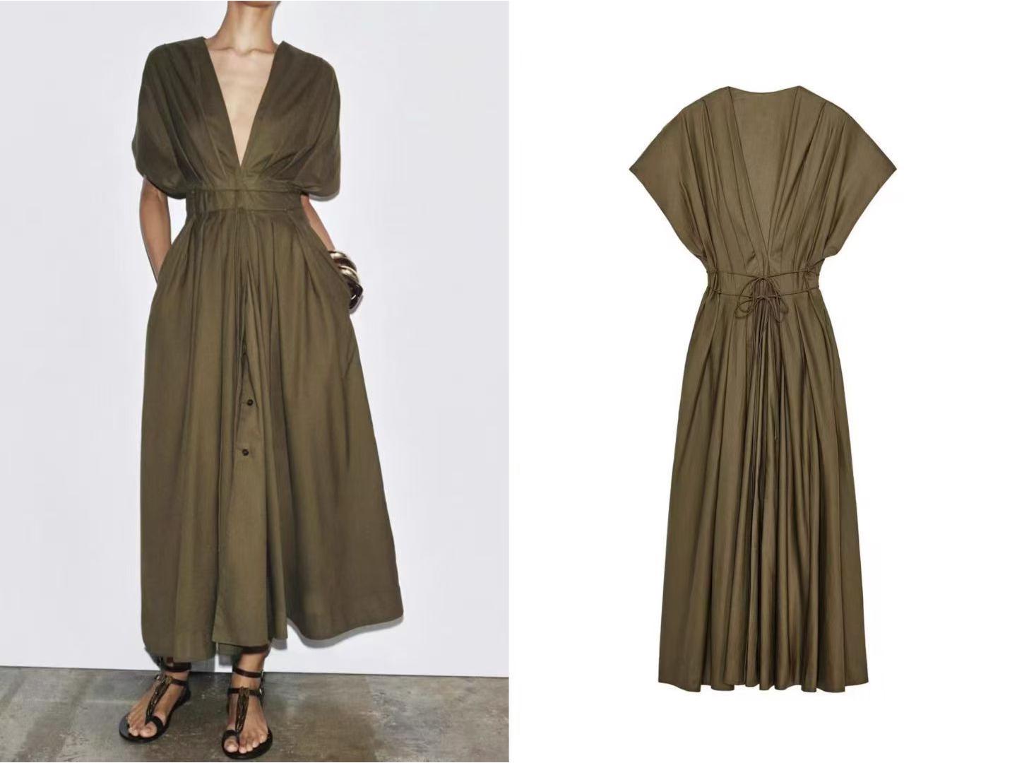 

Elegant V-neck Pleated Tie-up Long Dress by Australian Niche Designer S армія зелений колір