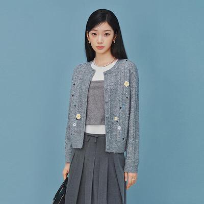 Ledin Women's Embroidered Cable Knit Cardigan