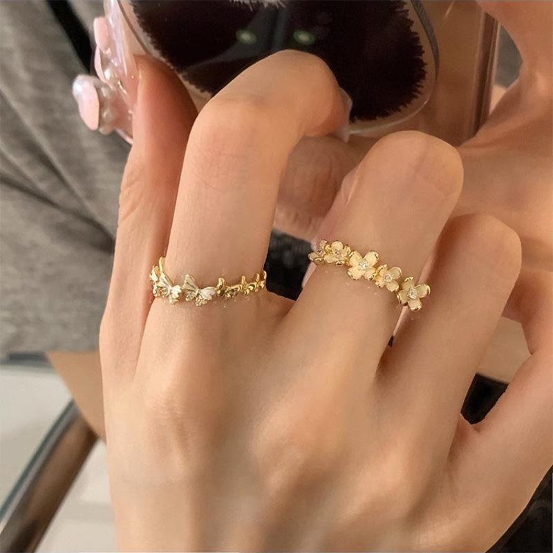 Elegant Enamel Butterfly Flower Adjustable Ring - Stylish, Versatile, High-End Design
