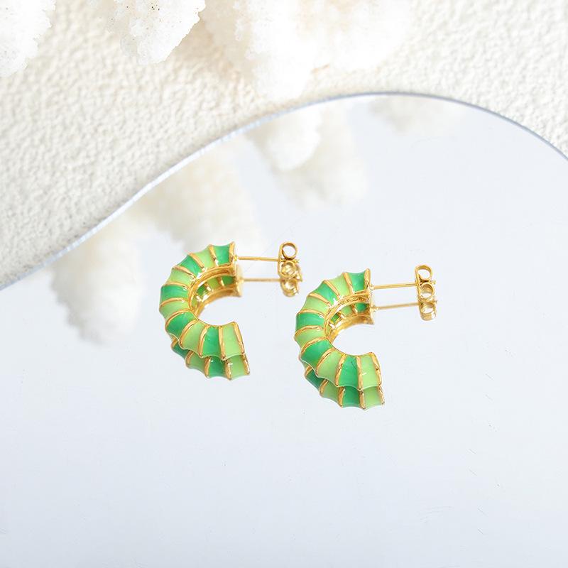 Retro French Minimalist Colorful C-Shaped Knuckle Earrings - Titanium Steel for Women