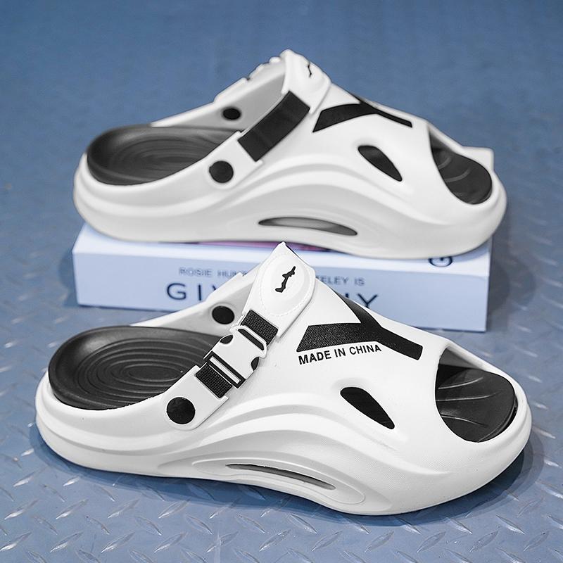 Fashion Men's Summer Outdoor Slip-On Anti-Slip Teenage Step Sensation Soft Bottom Sports Driving Beach Sandals Large Size 45