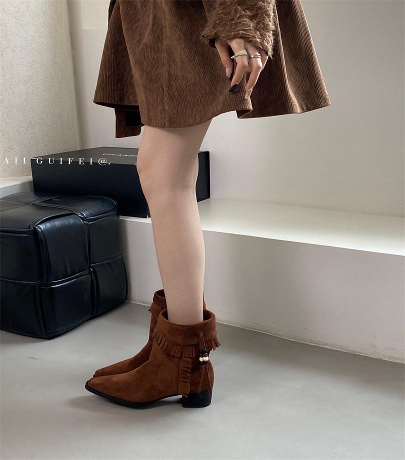 2025 new retro pointed western cowboy boots women's autumn thick heel short tube thin Martin boots women