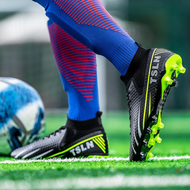 35-46 Pánské velkorozměrové vysoké kopačky dlouhé hřebíky protiskluzové TPR umělé kobylky venkovní dětské kopačky