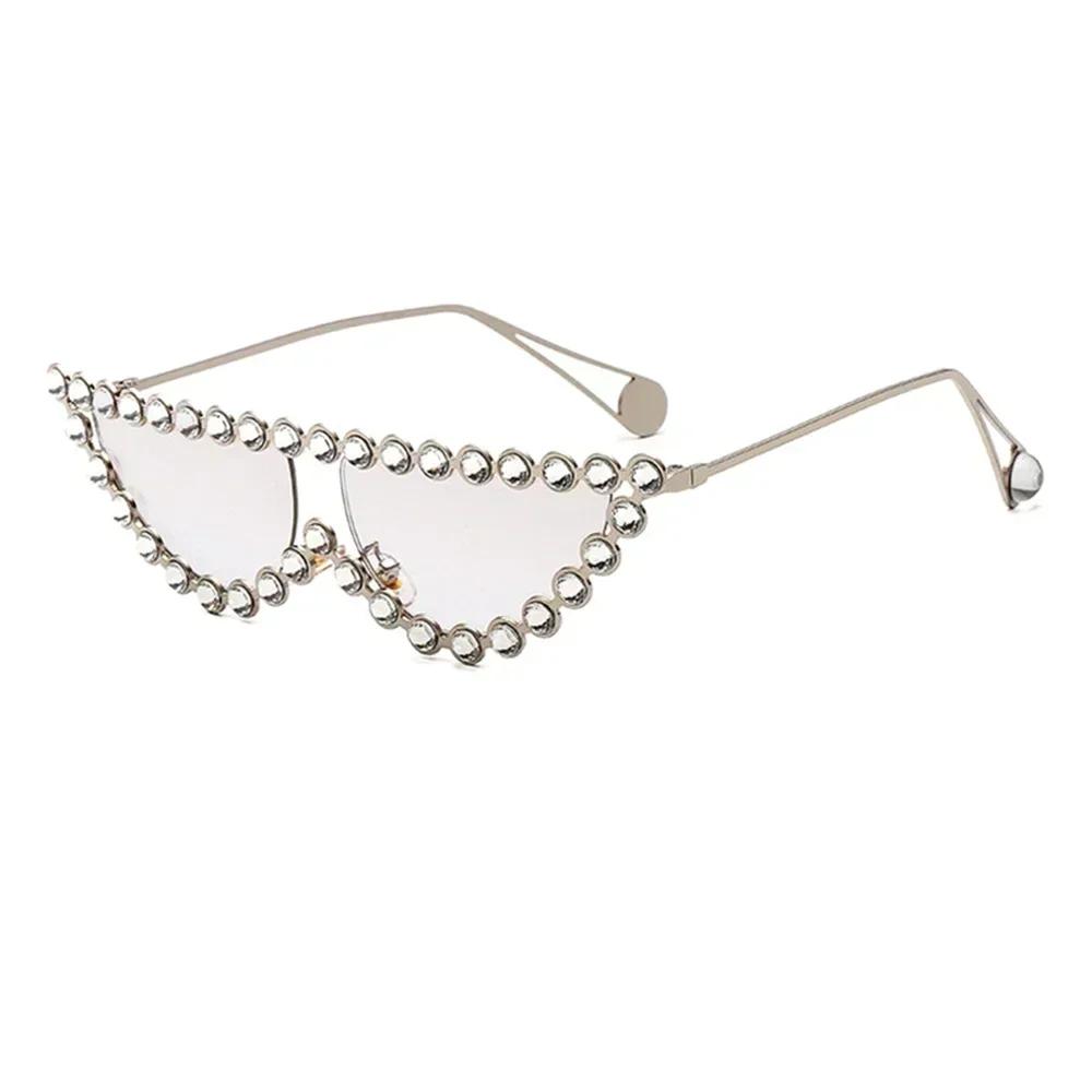 Fashion Brand Luxury Designer Diamond Sunglasses Women Rhinestone Cat Eye Shades Glasses Outdoor Trendy Vintage Sunglasses