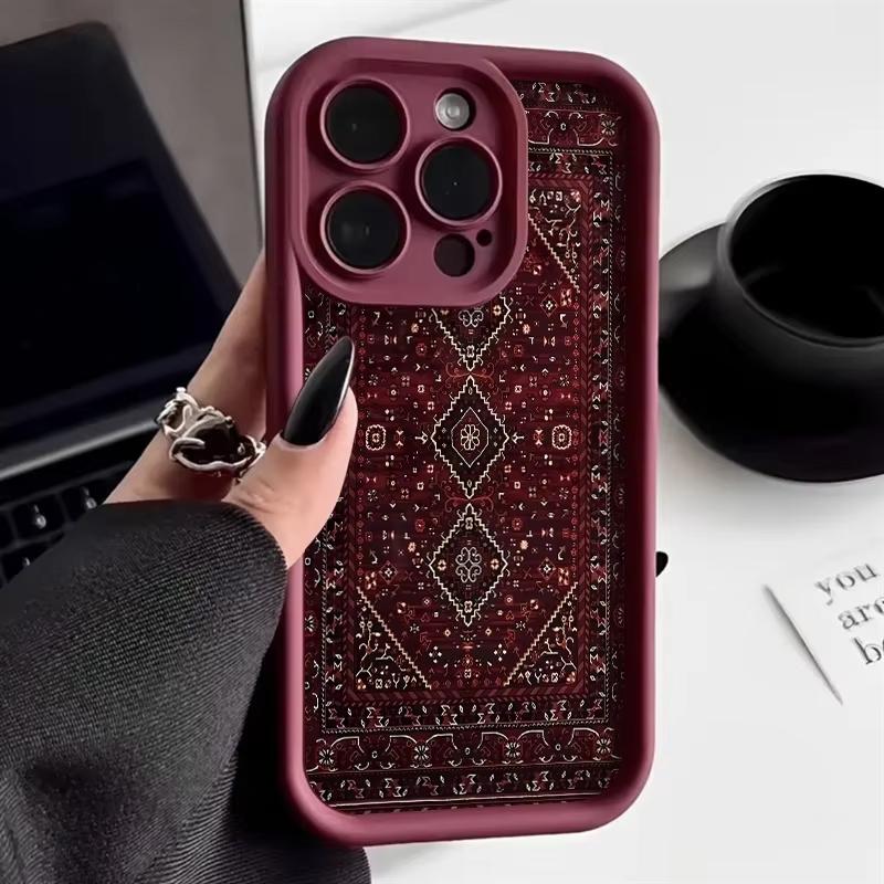 Phone Case Vintage Red Patterned Carpet Design For iPhone 17 16 Pro Max 11 13 12 14 15 Plus XS Max XR X 16E 17E Shockproof Cover