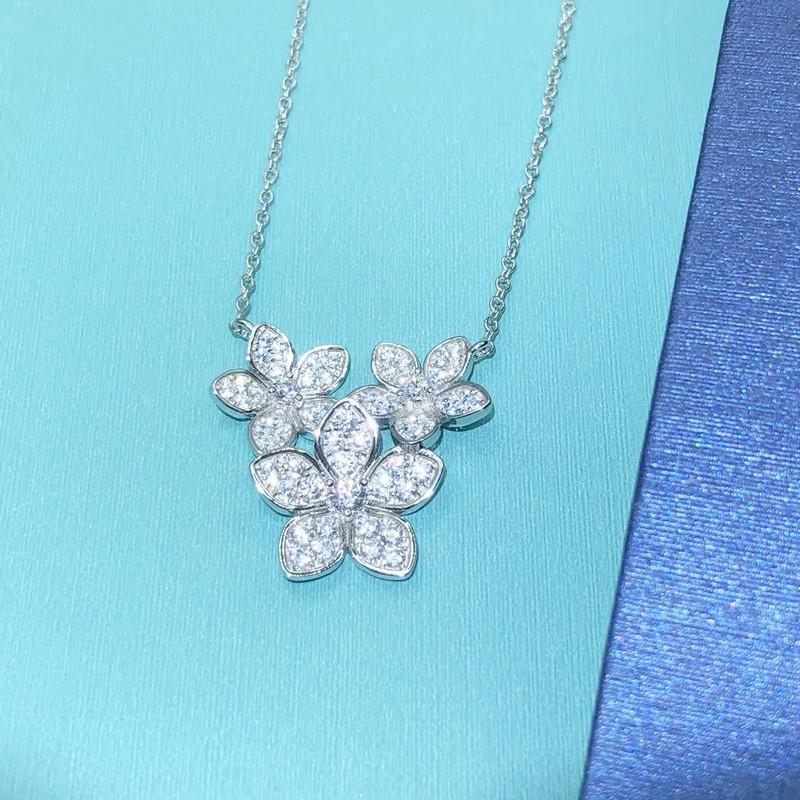 Floral Flower Necklace, Elegant Pastoral Exquisite Pendant, Lady'S Daily Matching Jewelry Woman