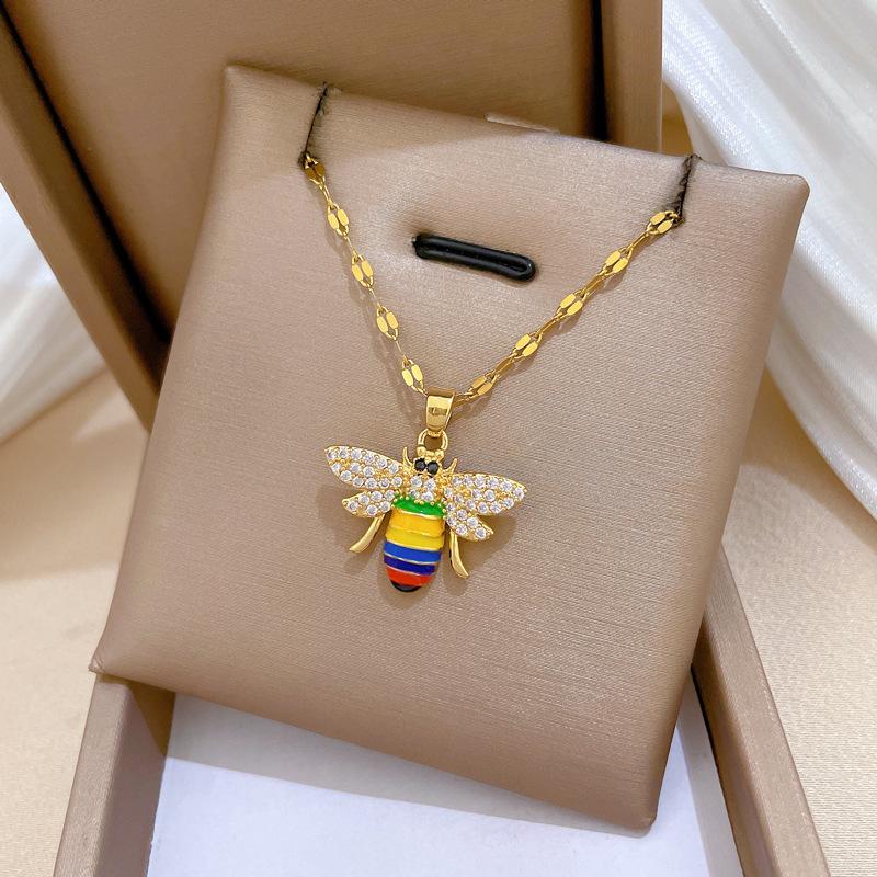 Oil Dripping Bee Light Luxury Banquet Wedding Necklace Women'S Versatile Collarbone Chain Titanium Steel Chain