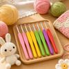 2.5-6.0mm Sizes Crochet Hooks 8 Pieces Yarn Needles Set Comfortable Knitting Needles  For Beginners