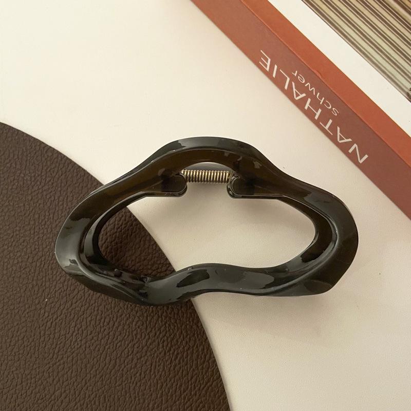 Retro Cloud Elegant Hair Claw Clip for Women - Summer Style Hairpin
