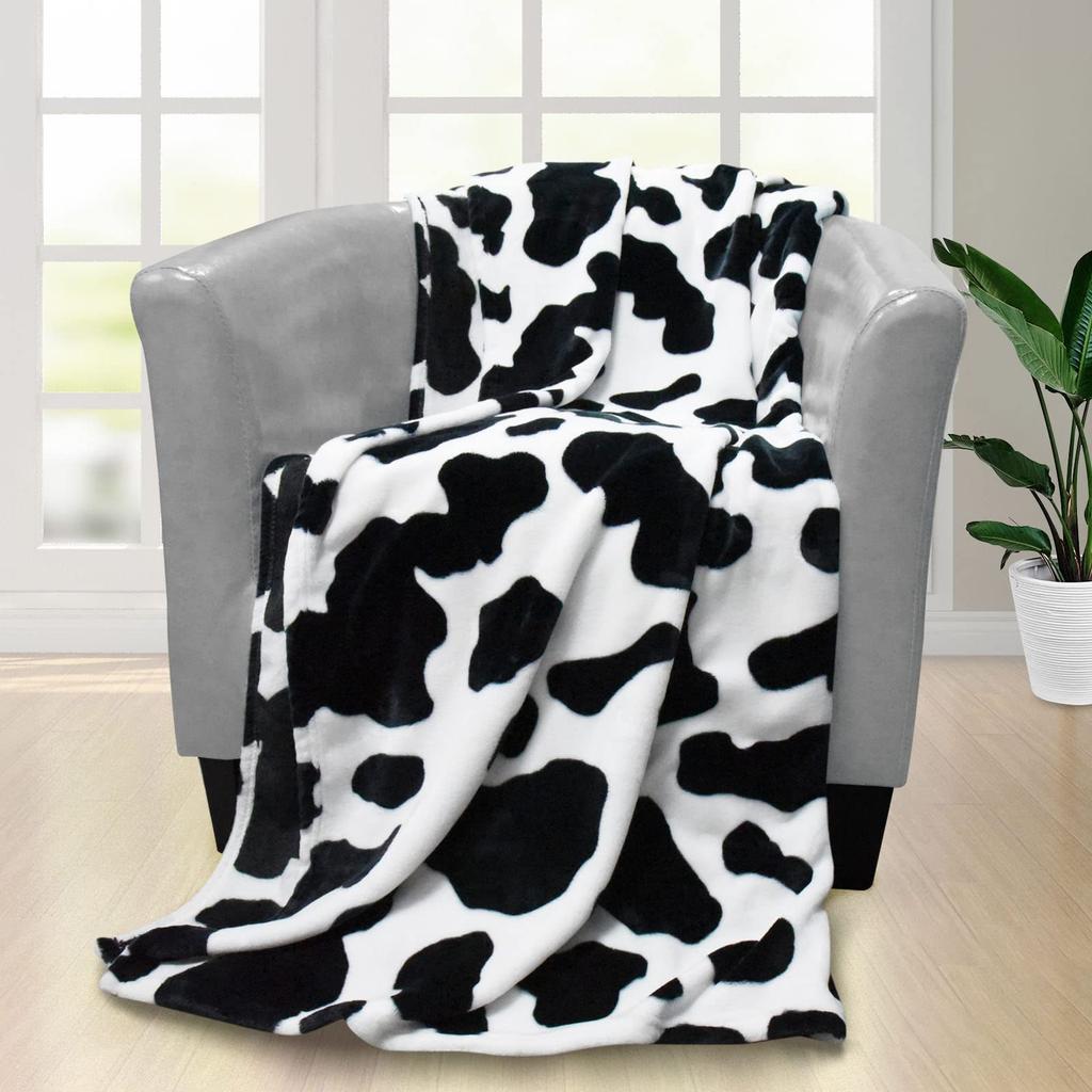 Cow Print Blanket Black and White Bed Cow Soft Sofa Comfortable Warm Blanket Plush Gift Bedroom Decoration