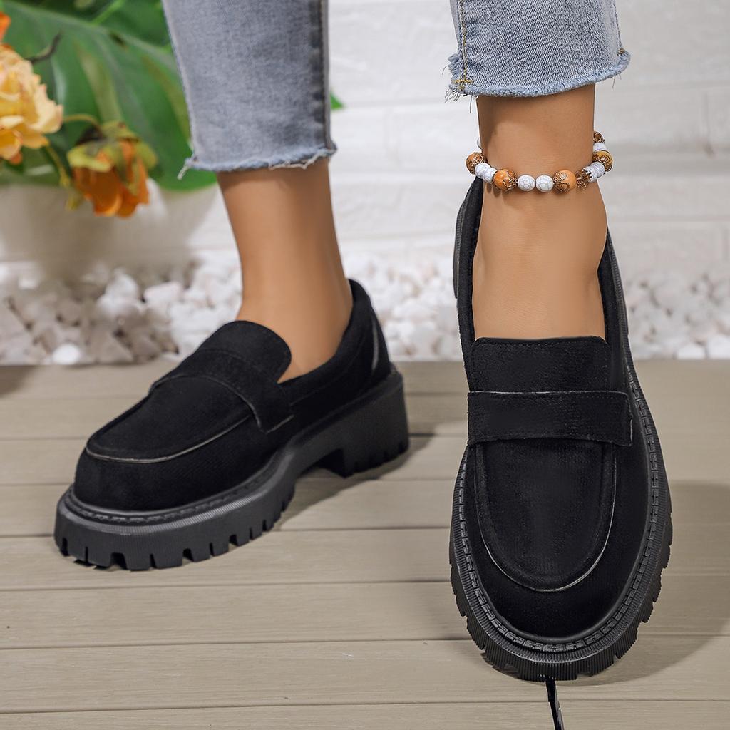 Giant Soft Retro Platform Women's New Small Leather Shoes Round Head Thick Heel Single Shoes Large Size Women's Shoes