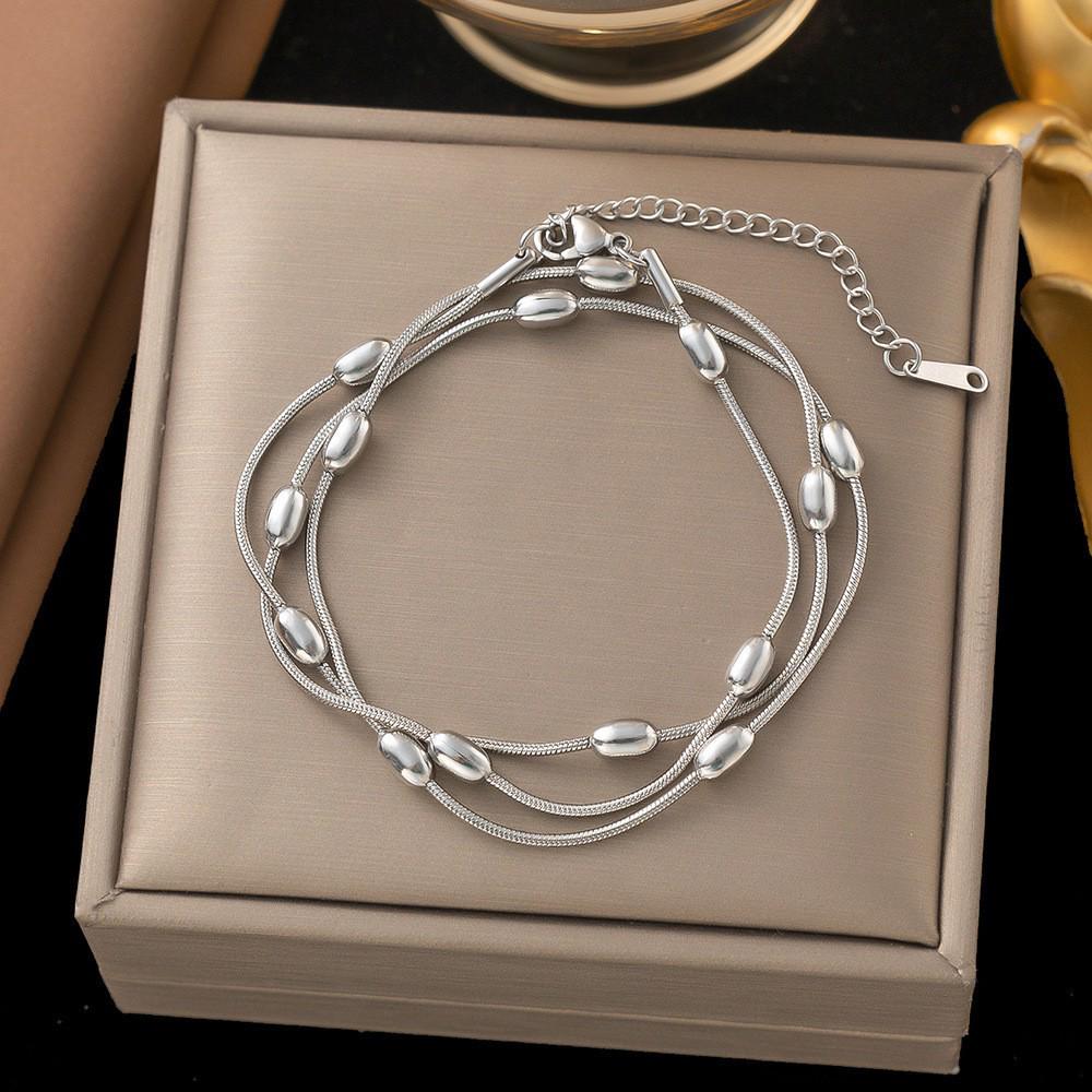 Moda Europeo-Americana Collana a Strati con Catena Piatta a Maglia Serpente a Tre Strati per Donna - Catena Clavicola con Croce in Metallo