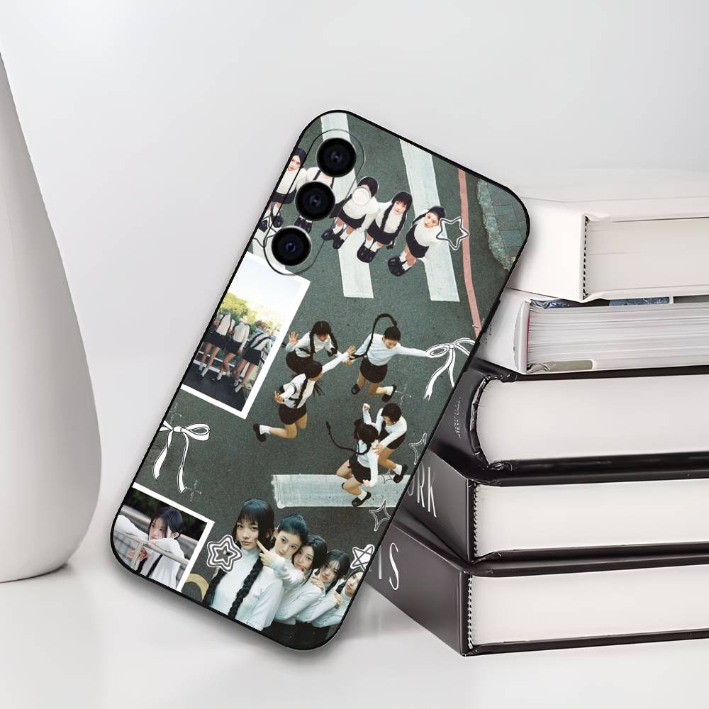 K-POP I-ILLIT Phone Case For Samsung Galaxy A73,A72,A71,A70,A53,A52,A51,Soft Silicone Black Cover