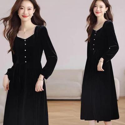 French Elegance Hepburn-Style Velvet Dress 2025: Autumn/Winter Waist-Cinching Slim Fit