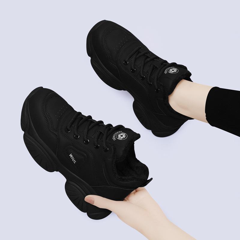 Thick-soled Non-slip Versatile Autumn and Winter Women's Travel Shoes Heightening Soft-soled Comfortable Sports Shoes