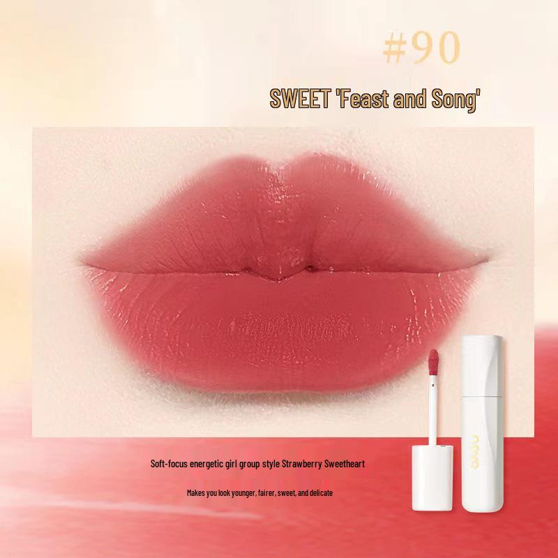 

NOVO5913 Velvet Matte Waterproof Lip Gloss: Non-Stick, Non-Fading, Brightening Lipstick for Students