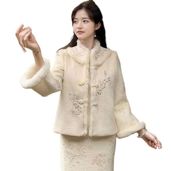 2025 A/W Snow Lotus Chic Qipao Set: Velvet-Lined Long Sleeve Dress