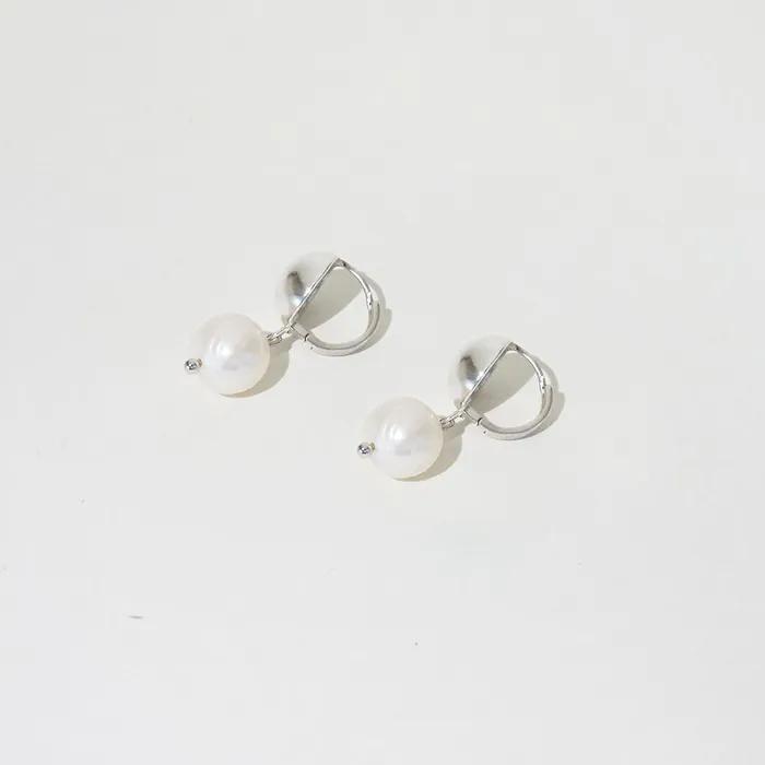 Curve Motion - Earring 11