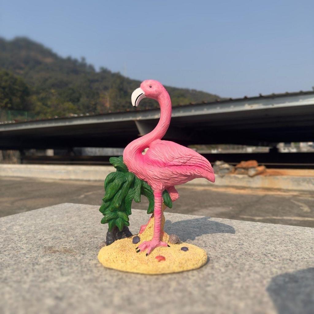 Clearance Resin Coconut Tree & Flamingo Garden Ornaments for Outdoor Balcony & Courtyard