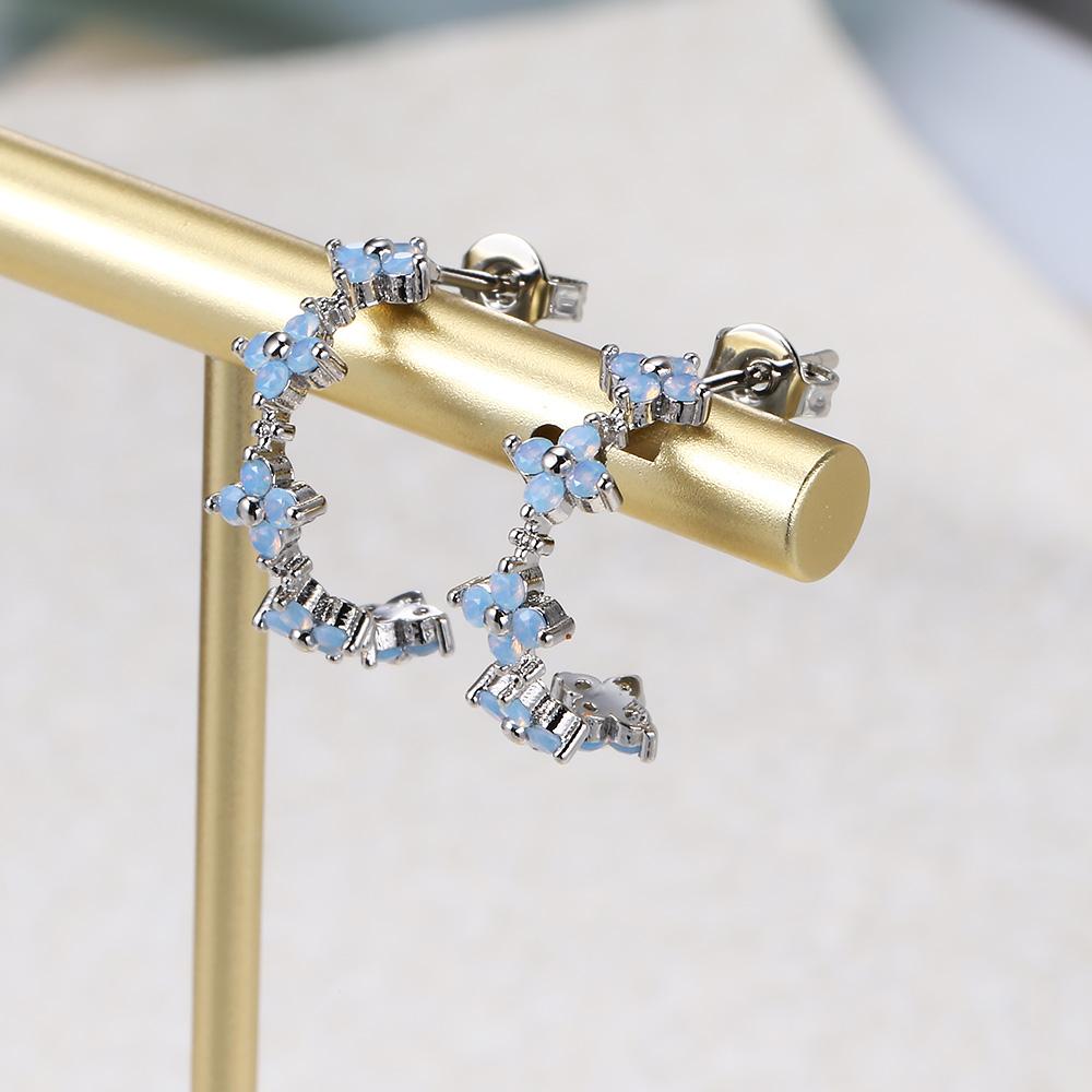 

Opal Stone Clover Hoop Earrings For Women Aesthetic Ins Fashion C Shaped Gold Color Ear Rings Accessories Jewelry Gifts KAE077 opal stone