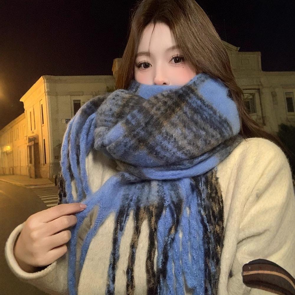 Zhang Ruonan scarf high-end women's autumn and winter blue fashion versatile warm scarf Korean plaid