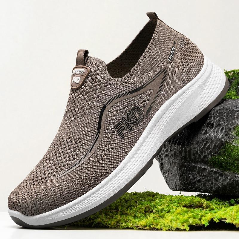 Summer New Men's Shoes Breathable Fly-woven Casual Shoes No Shoelaces One Pedal Platform Sneakers Light Running